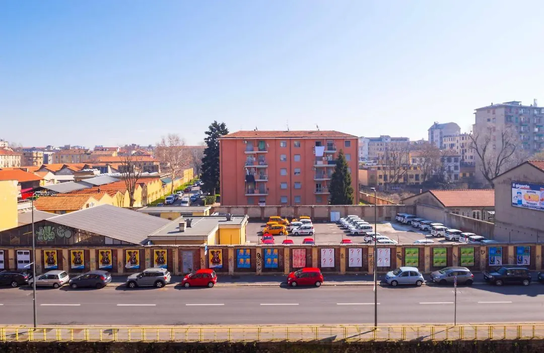 Luvi - Alzaia Naviglio Pavese-1