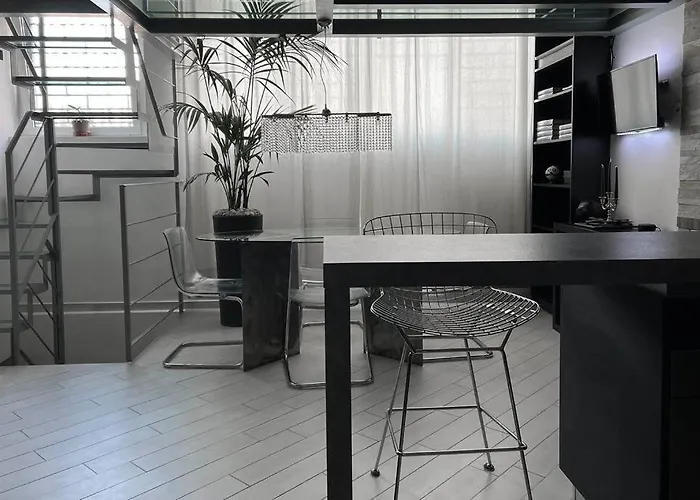 Nolo - Chic Retreat